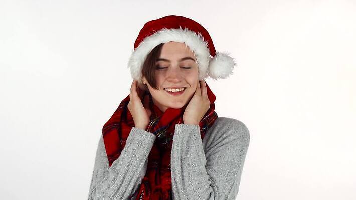 모자 전통 라이프스타일 웰빙 계절 여자 행복 감정 크리스마스 겨울 장난 휴가 새로움 새해 기념 실내 한명 미소 빨간색 뷰티 산타클로스 파티 유행 목도리 희망 화장품 기쁨 달력 축하 표현 12월 연도 스웨터 긍정 주말 고립 도우미 스타일 4K MOV 해외동영상 클립영상 1 잡화 기념일 컬러 컨셉 상의 표정 사람 이벤트 내부 생활 날짜 동영상 파일형식