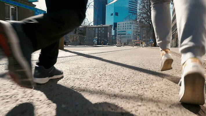 라이프스타일 커플 유럽 스포츠 운동화 2 발 아침 거리 함께함 건강 스웨덴 사람 사람없음 야외 달리기 조깅 운동 도시 연습 달리기선수 스톡홀름 운동가 규칙적 MOV 해외동영상 슬로모션 클립영상 주간 나라 신발 컨셉 관계 모션 촬영기법 북유럽 생활 신체부위 육상선수 동영상 파일형식