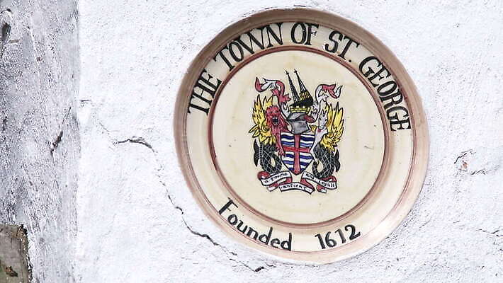 해외 바다 섬 여행 건축양식 자연 휴가 영국 협상 사람없음 건물 여행객 침묵 최고 만 역사 산호초 조선소 박물관 영토 해군 타운 대서양 다도해 랜드마크 식민지 이국적 터키석 파라다이스 4K MOV 해외동영상 클립영상 건축물 건축 유럽 산업 비즈니스 군대 사람 소리 도시 수중식물 보석 생태계 동영상 파일형식