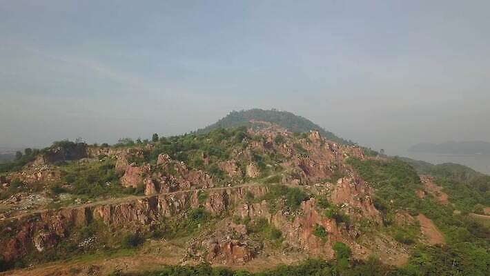 나무 계절 아시아 여행 백그라운드 자연 안테나 경사 사람없음 야외 목재 초록색 환경 숲 언덕 장면 내추럴 드론 생태학 이국적 채석 4K MOV 해외동영상 클립영상 식물 교육 나라 컬러 재료 통신 생태계 동영상 파일형식