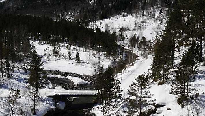 공원 여행 자국 휴가 산 경사 사람없음 강 마을 계곡 봄 프랑스 빙하 내추럴 프랑스어 원형극장 눈내림 4K MP4 해외동영상 클립영상 문자 계절 공공시설 유럽 눈_날씨 극장 동영상 파일형식