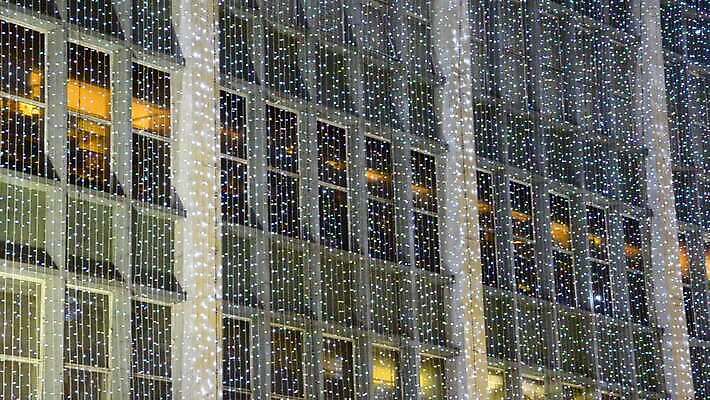 유럽 크리스마스 겨울 휴가 전등 조명 영국 잉글랜드 거리 사람없음 장식 상점 축제 도시 야간 서커스 런던 네온 장면 일반 종료 랜드마크 MOV 해외동영상 클립영상 자연요소 계절 기념일 나라 동영상 파일형식