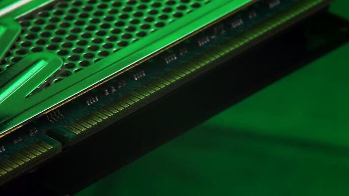 백그라운드 통신 정보기술 사람없음 초록색 컴퓨터 디지털 거울 수리 콘센트 회로판 라디오 반도체 전자 유지 조립 라디에이터 램 실리콘 알루미늄 업그레이드 이진법 전기회로 프로세서 하드웨어 4K MOV 해외동영상 클립영상 컬러 기술 전자제품 수학 동영상 파일형식