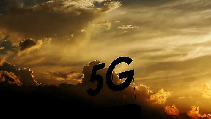 백그라운드 통신 세포 사람없음 일몰 네트워크 세대 스펙트럼 제공자 4K MOV 해외동영상 클립영상 노을 동영상 파일형식