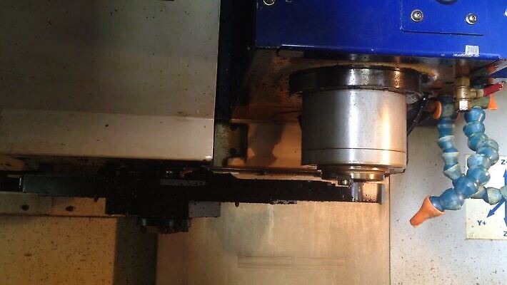 산업 공장 사람없음 금속 기계 공백 공구 업무 구멍 센터 작업실 제조 자르기 면도 캠코더 방앗간 되감기 발생 송곳 자동 철강 MOV 해외동영상 클립영상 공업 모션 재질 카메라 도구 작업 동영상 파일형식