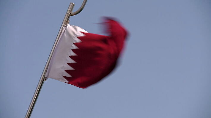 전통 문화 바다 여행 비즈니스 건축양식 낚시 항해 사람없음 건물 목재 탑 항구 고층빌딩 도시 만 보트 역사 재산 도심 중앙 정박 함선 아라비아 포트 카타르 동쪽 스카이라인 랜드마크 수도권 아랍어 4K MOV 해외동영상 클립영상 나무 건축물 건축 배_교통 재료 중동 교통시설 레저 빌딩 금융 방향 지역 동영상 파일형식