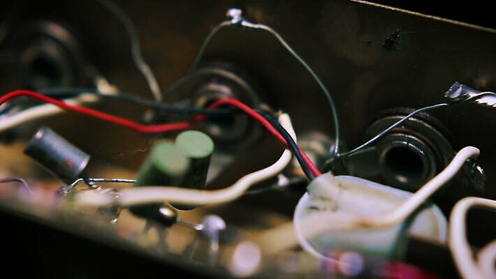 조각 과학 백그라운드 미래 사람없음 노트북 컴퓨터 자료 힘 과학기술 전선 도시 닫기 제조 매끈함 묘사 질감 순환 전자 마더보드 실리콘 콘덴서 프로세서 하드웨어 스타일 MOV 해외동영상 클립영상 컨셉 모션 기술 전자제품 감각 동영상 파일형식