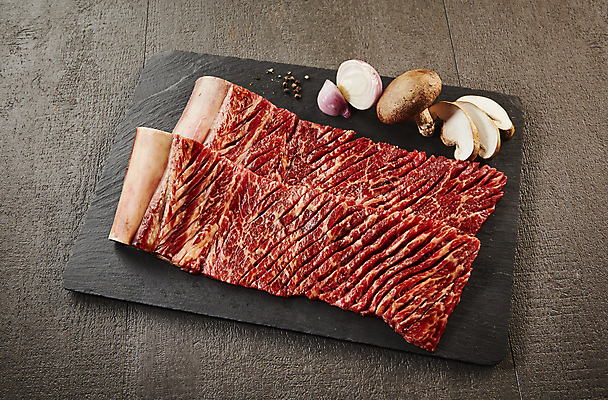 포토 JPG 실내 생고기 사람없음 표고버섯 돌판 소갈비 갈색배경 국내포토 백그라운드 육류 내부 갈색 버섯 소고기 돌_바위 파일형식