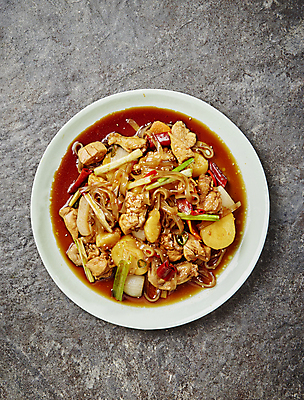 포토 JPG 회색배경 감자 실내 사람없음 닭고기 당근 대파 당면 찜닭 국내포토 백그라운드 채소 뿌리채소 육류 내부 회색 파 닭고기요리 파일형식