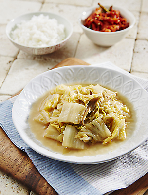 포토 JPG 한식 밥 반찬 김치 사람없음 아웃포커스 볶음 묵은지 묵은지들기름볶음 국내포토 음식 촬영기법 파일형식