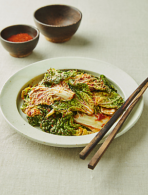 포토 JPG 한식 회색배경 반찬 김치 사람없음 겉절이 봄동 국내포토 음식 백그라운드 채소 회색 파일형식