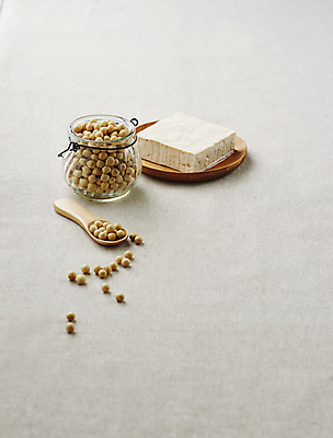 포토 JPG 회색배경 콩 사람없음 두부 메주콩 카피스페이스 국내포토 백그라운드 곡류 공백 회색 파일형식