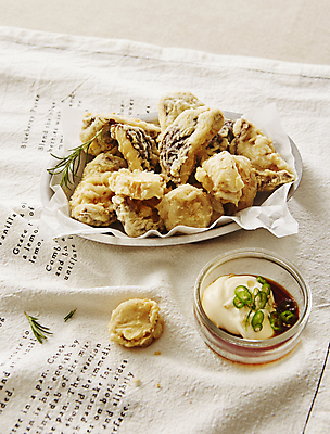 포토 JPG 사람없음 버섯 소스 표고버섯 새송이버섯 베이지색배경 버섯튀김 국내포토 백그라운드 튀김 양념 베이지색 파일형식