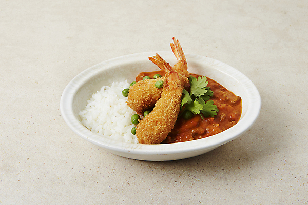 포토 JPG 사람없음 완두콩 카레 새우튀김 카레덮밥 베이지색배경 국내포토 음식 백그라운드 새우 콩 튀김 덮밥 베이지색 파일형식