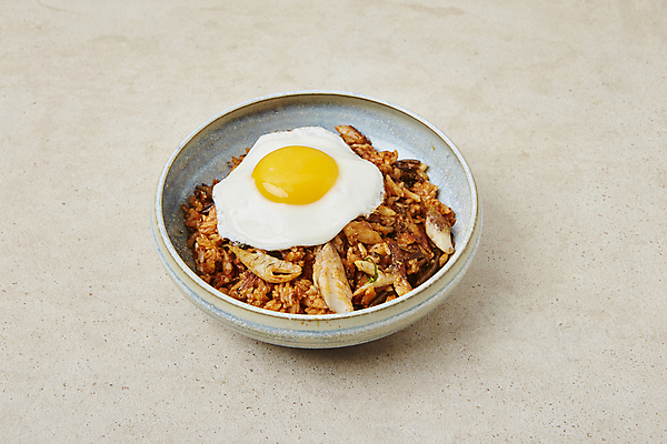 포토 JPG 사람없음 계란프라이 볶음 볶음밥 베이지색 조기_생선 국내포토 음식 컬러 어류 계란요리 파일형식