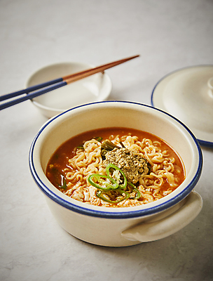 포토 음식 백그라운드 고추 회색 면류 파일형식 회색배경 라면 청양고추 JPG 사람없음 국내포토