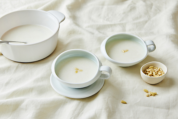 포토 JPG 사람없음 쌀 흰배경 잣 잣죽 국내포토 백그라운드 곡류 견과류 흰색 죽 파일형식