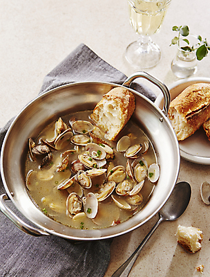 포토 JPG 사람없음 바게트 안주 바지락 조개찜 청주 베이지색배경 국내포토 빵 백그라운드 조개 주류 찜 베이지색 파일형식