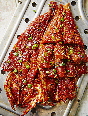 포토 JPG 사람없음 고추장 매움 불판 북어 북어구이 양념구이 국내포토 양념 맛 구이 생선구이 파일형식