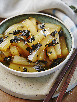 포토 JPG 반찬 근접촬영 사람없음 깨 묵 김가루 청포묵 청포묵무침 국내포토 음식 뷰포인트 식재료 조미료 김_해조류 가루 무침 파일형식