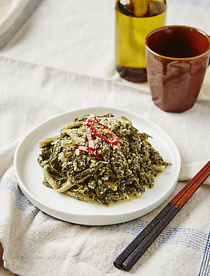 포토 JPG 반찬 사람없음 볶음 들깨 무청 시래기 시래기나물 건나물 국내포토 음식 나물 깨 파일형식