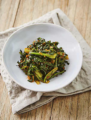 포토 JPG 반찬 사람없음 양념 무침 치커리 나무배경 치커리무침 국내포토 음식 백그라운드 채소 파일형식