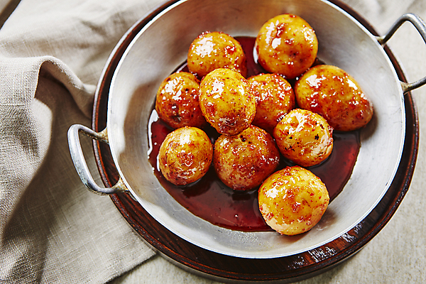 포토 JPG 한식 반찬 감자 사람없음 매움 간장 감자조림 고춧가루 알감자 국내포토 음식 채소 양념 맛 가루 조림 감자요리 파일형식