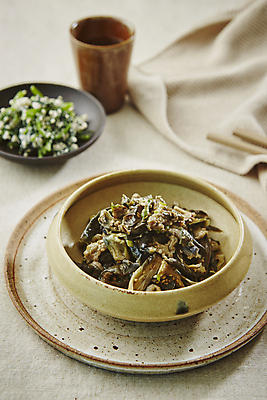 포토 JPG 가지 반찬 사람없음 아웃포커스 나물 가지볶음 건가지 국내포토 음식 채소 촬영기법 볶음 파일형식