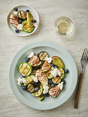 포토 JPG 가지 사람없음 구이 블루베리 애호박 무화과 리코타치즈샐러드 나무배경 리코타치즈 국내포토 음식 백그라운드 채소 과일 호박 치즈 샐러드 파일형식