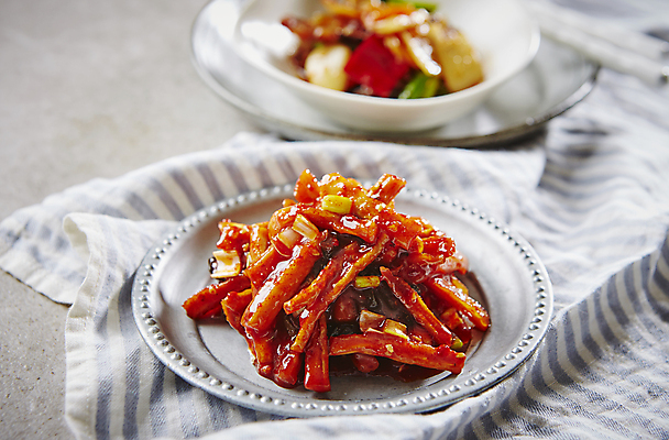 포토 JPG 한식 반찬 사람없음 아웃포커스 무 무말랭이 무말랭이무침 국내포토 음식 뿌리채소 촬영기법 무침 파일형식