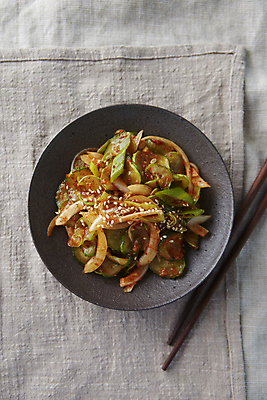 포토 JPG 채소 회색배경 반찬 양파 오이 사람없음 대파 오이무침 다대기오이 국내포토 음식 백그라운드 회색 무침 파 파일형식