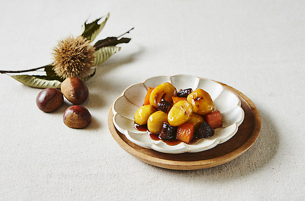 포토 음식 백그라운드 뿌리채소 버섯 견과류 흰색 밤_견과류 파일형식 흰배경 밤송이 조림 밤 당근 표고버섯 반찬 JPG 사람없음 국내포토