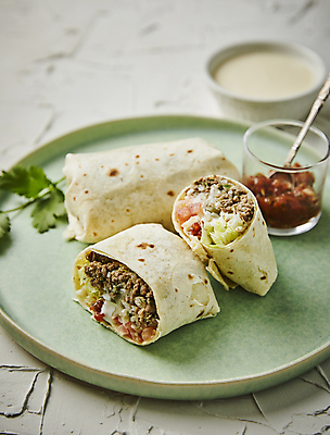 포토 JPG 회색배경 단면 쟁반 실내 사람없음 멕시코음식 브리또 토르티야 국내포토 음식 백그라운드 서양음식 내부 회색 파일형식