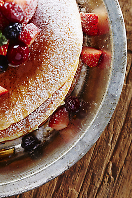 포토 JPG 디저트 실내 근접촬영 사람없음 하이앵글 달콤 베리 팬케이크 나무배경 국내포토 음식 뷰포인트 백그라운드 과일 내부 케이크 맛 파일형식