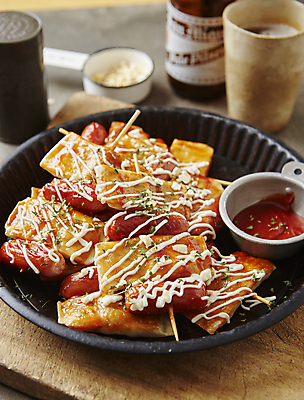 포토 JPG 실내 사람없음 아웃포커스 소시지 꼬치 어묵 분식 꼬치구이 비엔나소시지 국내포토 음식 촬영기법 내부 가공식품 구이 파일형식