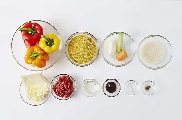 포토 JPG 식재료 양파 치즈 파프리카 실내 사람없음 하이앵글 당근 소고기 쌀 흰배경 소금 후추 대파 다진고기 조 청주 굴소스 국내포토 뷰포인트 백그라운드 채소 유제품 곡류 뿌리채소 주류 육류 내부 흰색 소스_음식 향신료 파 파일형식