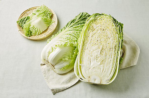 포토 JPG 식재료 회색배경 단면 실내 사람없음 배추 통배추 국내포토 백그라운드 채소 내부 회색 파일형식