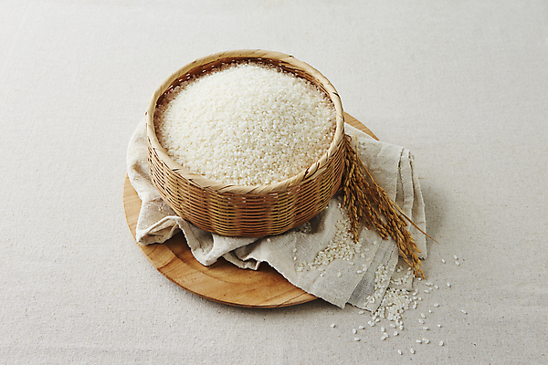 포토 JPG 식재료 회색배경 곡류 실내 사람없음 바구니 벼 쌀 담기 찹쌀 국내포토 백그라운드 모션 내부 회색 파일형식