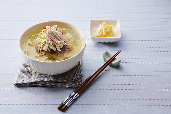 포토 JPG 여름음식 실내 사람없음 닭고기 닭고기요리 초계탕 초계국수 국내포토 음식 육류 내부 국수 탕 파일형식 여름_계절