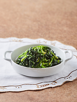 포토 JPG 반찬 사람없음 시금치 시금치나물 시금치무침 갈색배경 국내포토 음식 백그라운드 채소 갈색 무침 파일형식