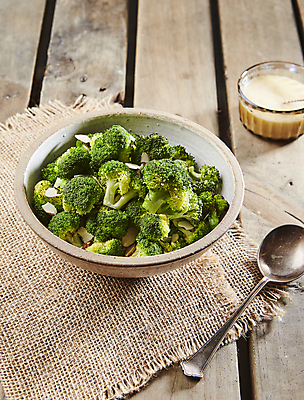 포토 JPG 사람없음 소스 브로콜리 나무배경 아몬드슬라이스 국내포토 백그라운드 채소 양념 아몬드 파일형식