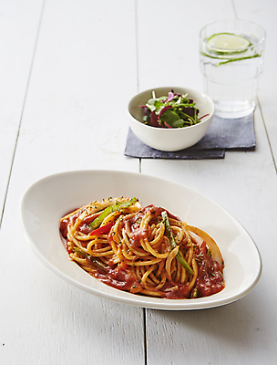 포토 JPG 파스타 서양음식 실내 스파게티 사람없음 샐러드 토마토스파게티 토마토파스타 나무배경 인퓨즈드워터 국내포토 음식 백그라운드 내부 파일형식