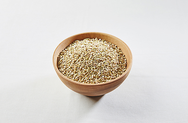 포토 JPG 식재료 곡류 실내 사람없음 흰배경 나무그릇 녹두 국내포토 그릇 백그라운드 내부 목재 흰색 파일형식