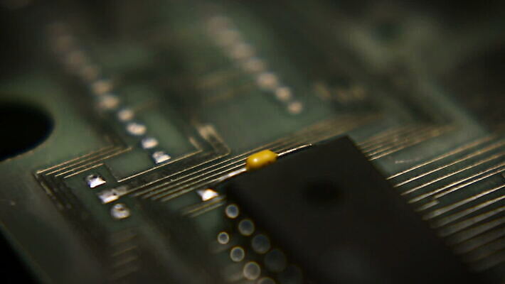 조각 과학 백그라운드 미래 사람없음 노트북 컴퓨터 자료 힘 과학기술 전선 도시 닫기 제조 매끈함 묘사 질감 순환 전자 마더보드 실리콘 콘덴서 프로세서 하드웨어 스타일 MOV 해외동영상 클립영상 컨셉 모션 기술 전자제품 감각 동영상 파일형식