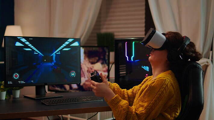 직업 라이프스타일 컨셉 인터넷 놀이 고글 주택 기술 앉기 사람없음 10대 컴퓨터 디지털 경쟁 방 흐름 게임 체험 개울 발사 무선전화기 집중 하이테크 비전 조이스틱 사수 온라인 리빙 동영상 위로 게이머 관리자 비디오게임 플레이어 가상 가상현실 현실 크리에이터 4K MOV 해외동영상 클립영상 모션 청소년 건물 생활 전자제품 강 게임기 전화기 파일형식 1인미디어