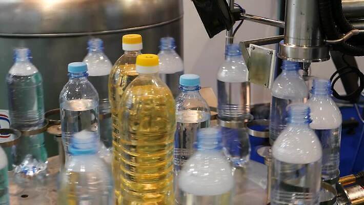 식물 산업 선 비즈니스 공장 사람없음 금속 기계 장비 트럭 과학기술 벨트 업무 제조 묘사 서비스 롤러 시스템 건너기 방법 자동 자동화 컨베어밸트 4K MP4 해외동영상 클립영상 잡화 공업 모션 자동차 재질 기술 작업 동영상 파일형식