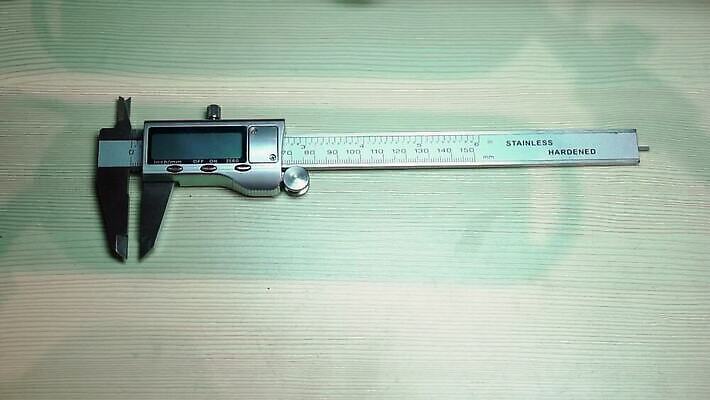 교육 산업 과학 백그라운드 학교 자 실험 사람없음 금속 기계 장비 기구 공구 업무 엔지니어 실험실 측정 눈금 생물학 길이 공학 계량기 물리학 인치 철강 캘리퍼스 MOV 해외동영상 클립영상 재질 문구용품 도구 작업 기술자 동영상 물리 파일형식