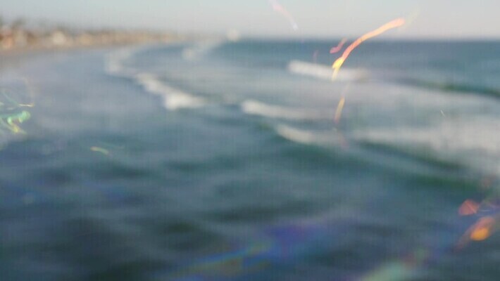 바다 컬러 백그라운드 컨셉 장난 휴가 창조 미술 사람없음 야외 물 여름 빛 햇빛 항구 축제 미국 거품 꿈 산책로 닫기 소프트포커스 큼 신비 심볼 휴양지 보케 긍정 캘리포니아 비누 공상 강렬 블러 여의주 오션사이드 MP4 해외동영상 클립영상 자연요소 계절 길 북아메리카 교통시설 모션 문화예술 촬영기법 위생용품 태양 장소 크기 동영상 파일형식