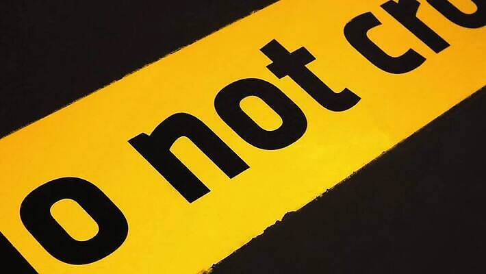 선 십자가 바닥 경고 안전 사람없음 금지 위험 사인 한계 MP4 해외동영상 클립영상 컨셉 동영상 파일형식