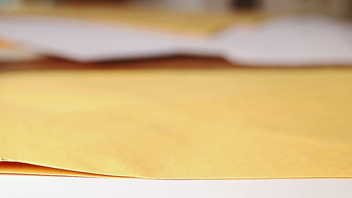 종이 백그라운드 컨셉 비즈니스 문구용품 실내 사람없음 앞모습 사무실 공구 업무 신용카드 거친 칼날 칼 자르기 묘사 오브젝트 질감 날카로움 페이지 시트 커터 MOV 해외동영상 클립영상 뷰포인트 모션 내부 금융 도구 작업 동영상 파일형식